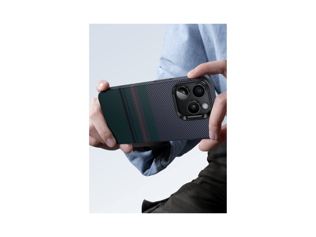 Buy Benks Aurora ArmorPro Case with Kevlar® for iPhone 16 Pro/Pro Max in Qatar Buy Benks Aurora ArmorPro Case with Kevlar® for iPhone 16 Pro/Pro Max in Qatar